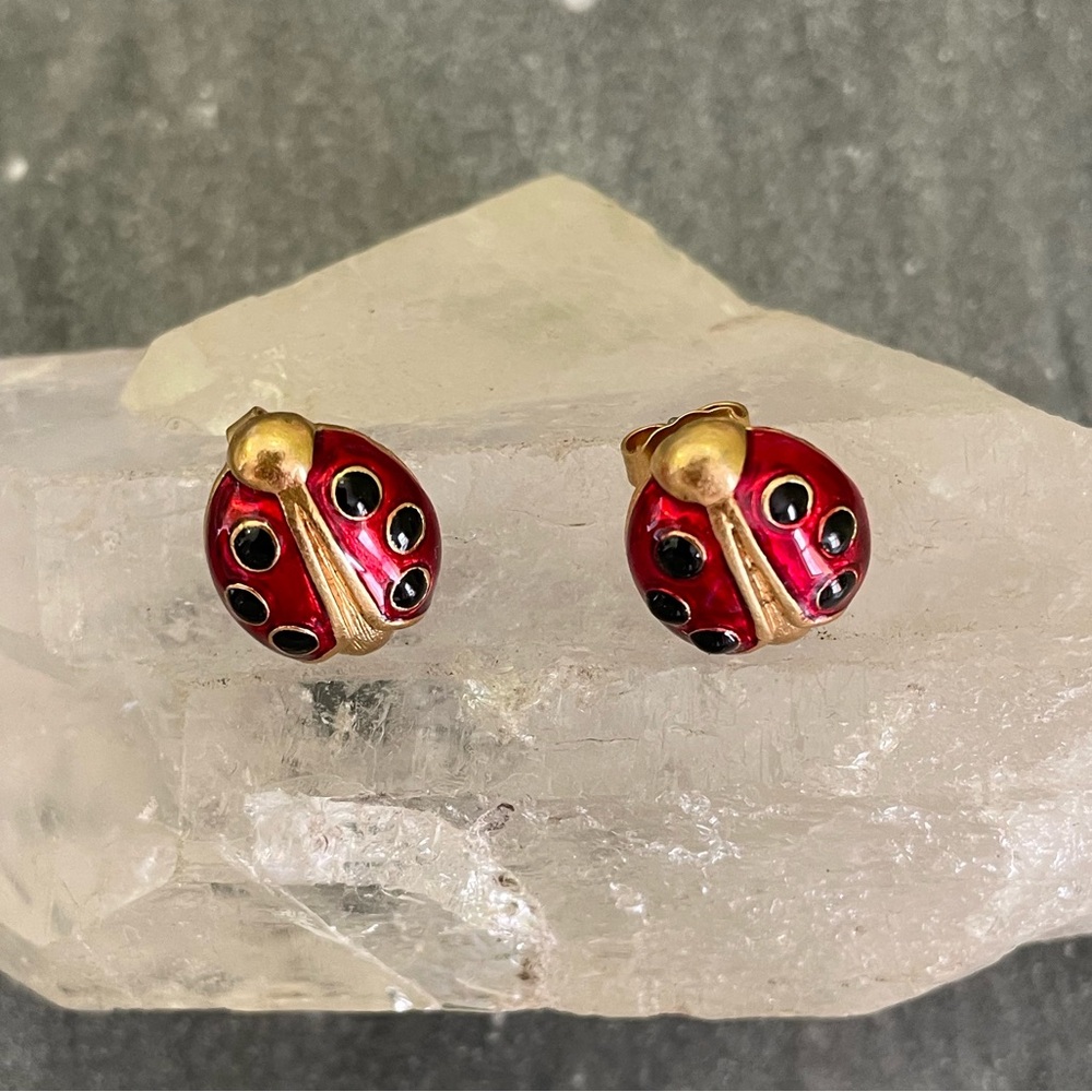 Vintage Avon Red Gold Ladybug Earrings - Picture 7 of 11